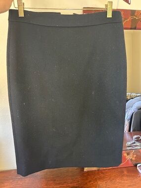 J.Crew Black 100% Wool Pencil Skirt — Size 2 — Fully Lined